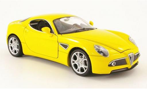 Alfa Romeo 8C 1/24 Welly Competizione met.-gelb 1:24 modellino in miniatura