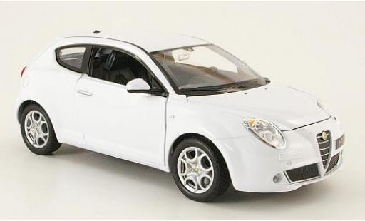 Alfa Romeo Mito 1/24 Welly MiTo weiss 1:24 modellino in miniatura