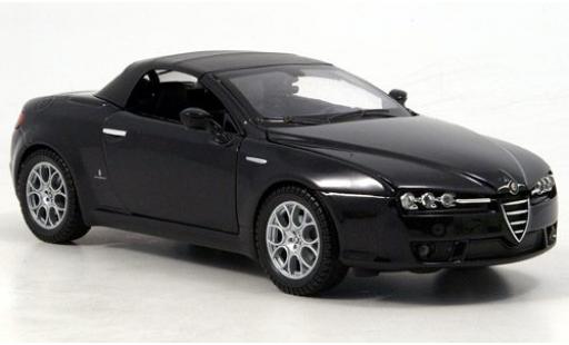 Alfa Romeo Spider 1/24 Welly schwarz geschlossen 1:24 modellino in miniatura