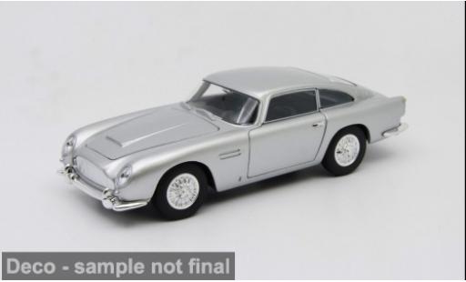 Aston Martin DB5 1/24 Welly silber 1964 1:24 modellino in miniatura