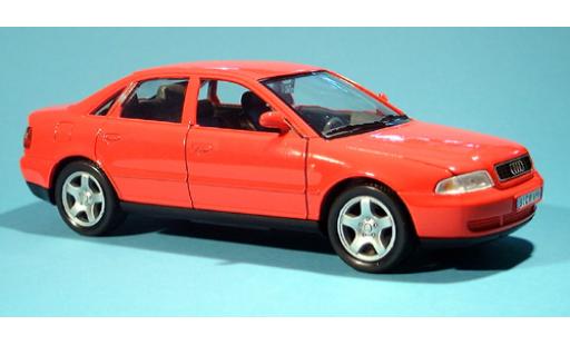 Audi A4 1/24 Welly rot 1:24 modellino in miniatura