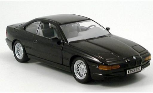 Bmw 850 1/24 Welly i schwarz 1:24 modellino in miniatura