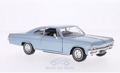 Chevrolet Impala 1/24 Welly SS 396 metallico blu 1965 modellino in miniatura