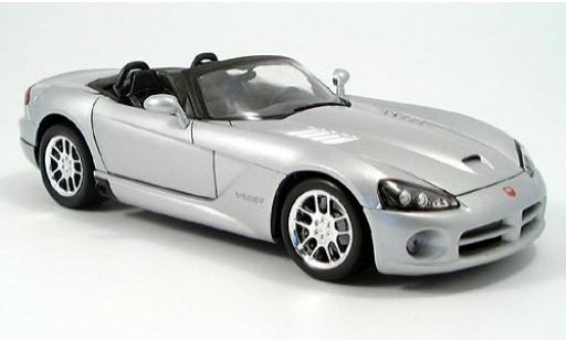 Dodge Viper 1/18 Welly SRT 10 silber 1:18 modellino in miniatura