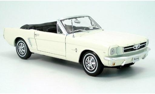Ford Mustang 1/18 Welly Cabriolet creme 1964 1:18 modellino in miniatura
