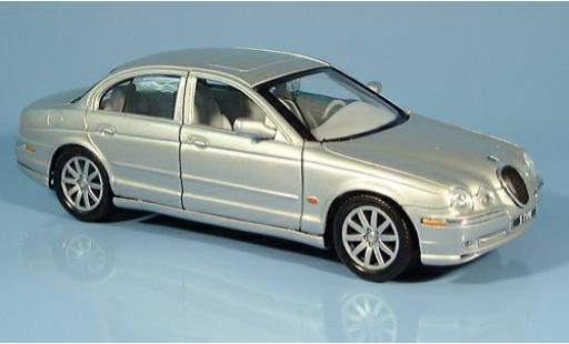 Jaguar S-Type 1/24 Welly silber 1:24 modellino in miniatura
