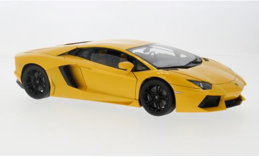 Lamborghini Aventador 1/18 Welly LP 700-4 gelb 2011 1:18 modellino in miniatura