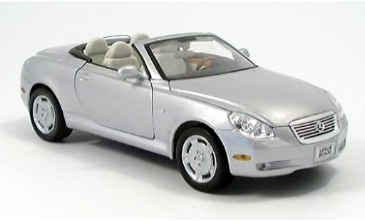 Lexus SC 1/24 Welly 430 silber 1:24 modellino in miniatura