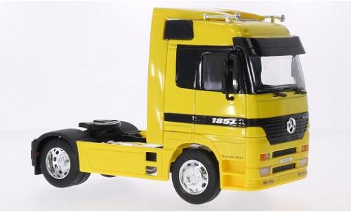 Mercedes Actros 1/32 Welly giallo modellino in miniatura