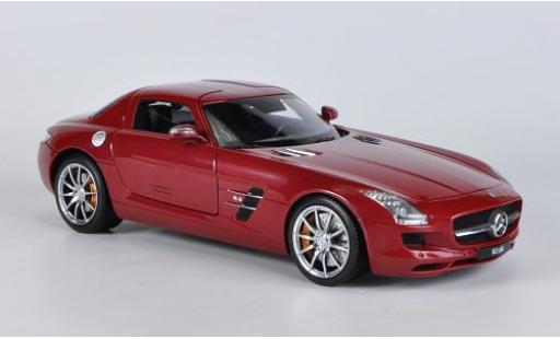 Mercedes SLS 1/18 Welly AMG (C197) rot 1:18 modellino in miniatura