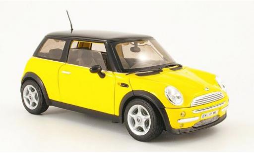 Mini Cooper 1/18 Welly gelb schwarzes Dach 1:18 modellino in miniatura