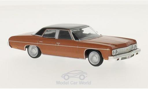 Chevrolet Bel Air 1973 1/43 WhiteBox metallico kupfer/nero 1973 modellino in miniatura
