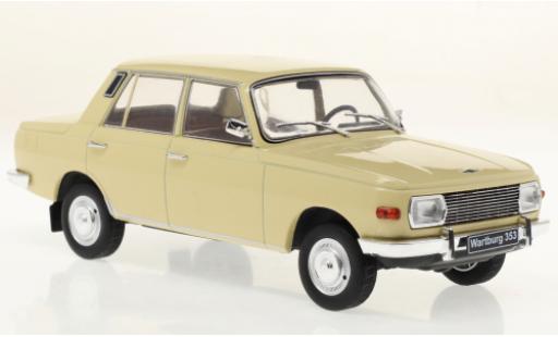 Wartburg 353 1/24 WhiteBox beige modellino in miniatura