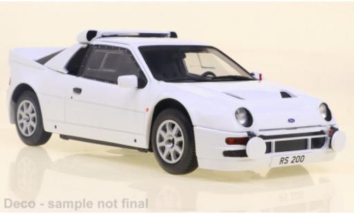 Ford RS 200 1/24 WhiteBox bianco 1984 modellino in miniatura