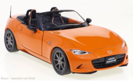 Mazda MX 1/24 WhiteBox -5 Roadster metallise orange 2019 modellino in miniatura