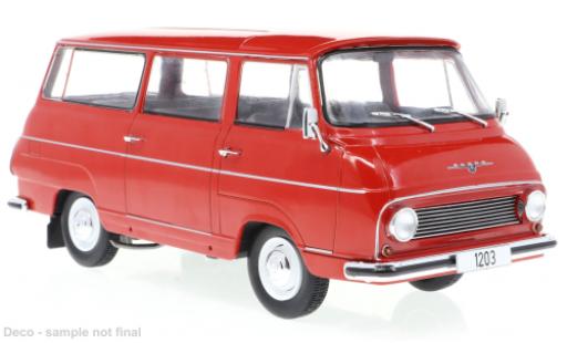 Skoda 1203 1/24 WhiteBox rosso 1968 modellino in miniatura